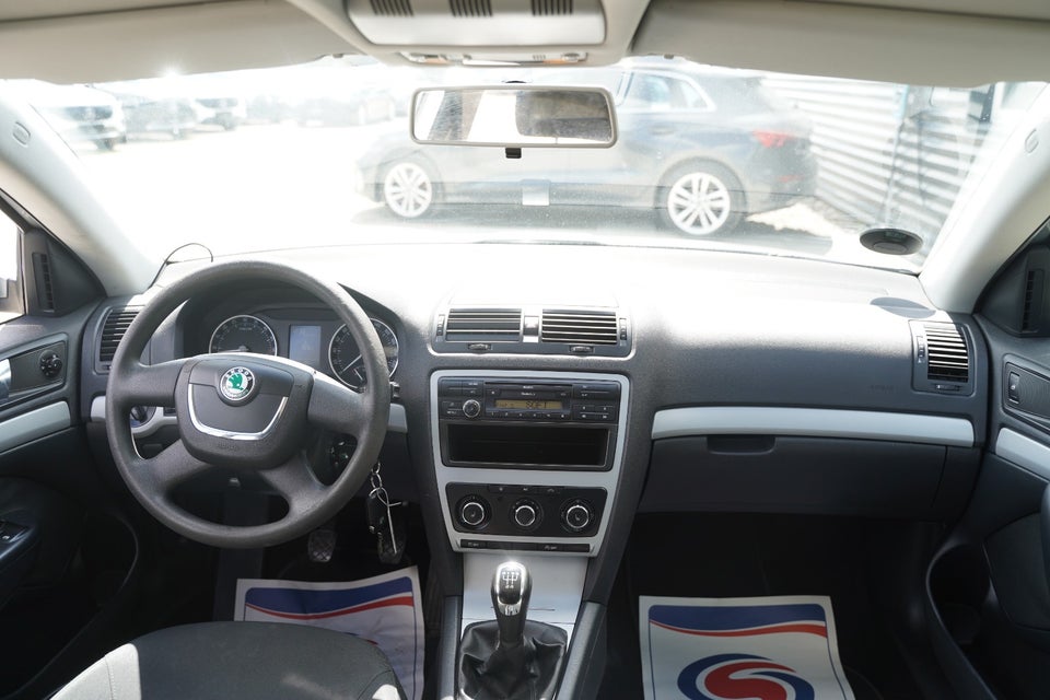 Skoda Octavia 1,6 TDi 105 GreenLine 5d
