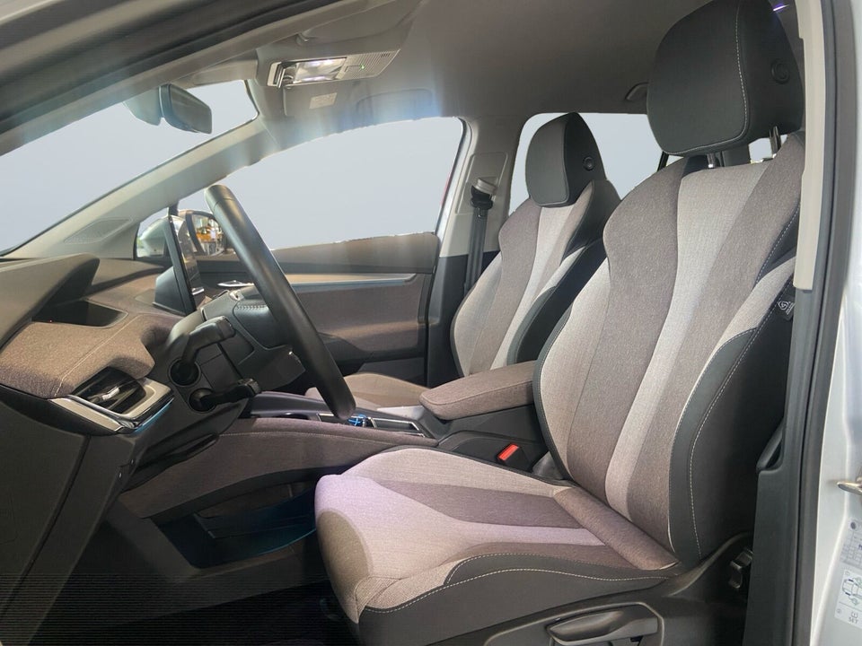 Skoda Enyaq 60 iV Selection Lodge 5d