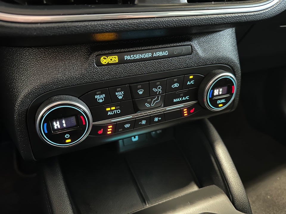 Ford Focus 1,5 EcoBlue Titanium stc. 5d