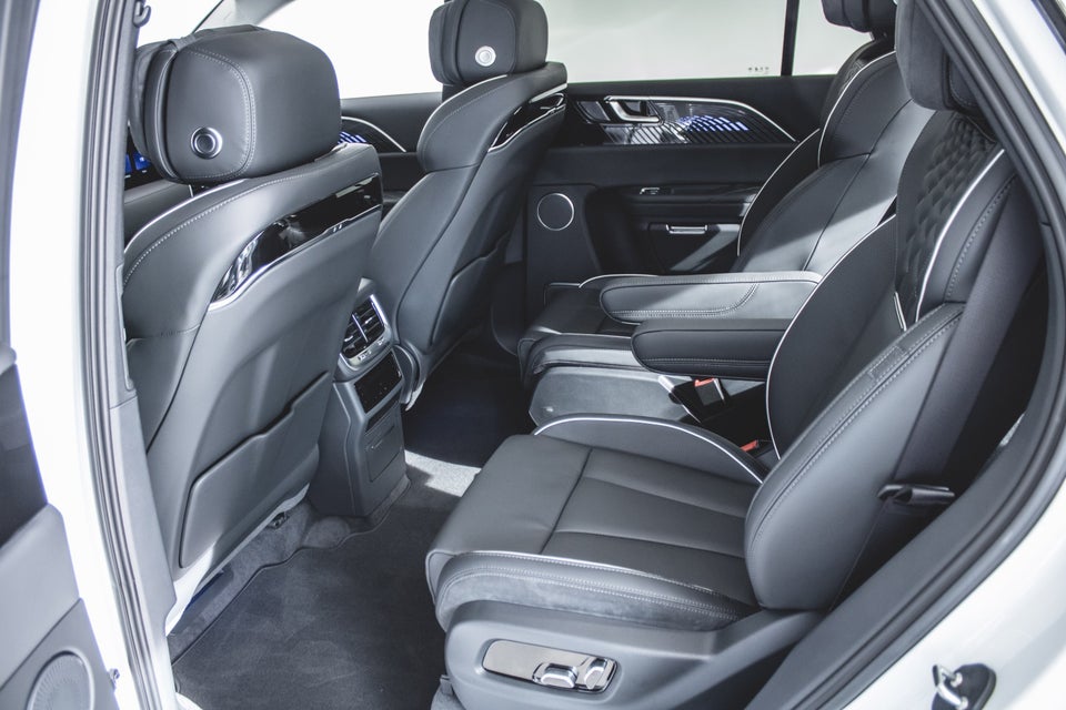 Hongqi E-HS9 99 Exclusive 5d