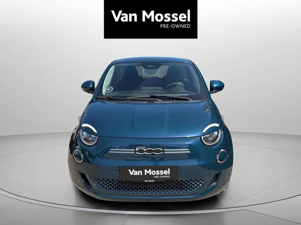 Fiat 500e 42 Icon 3d