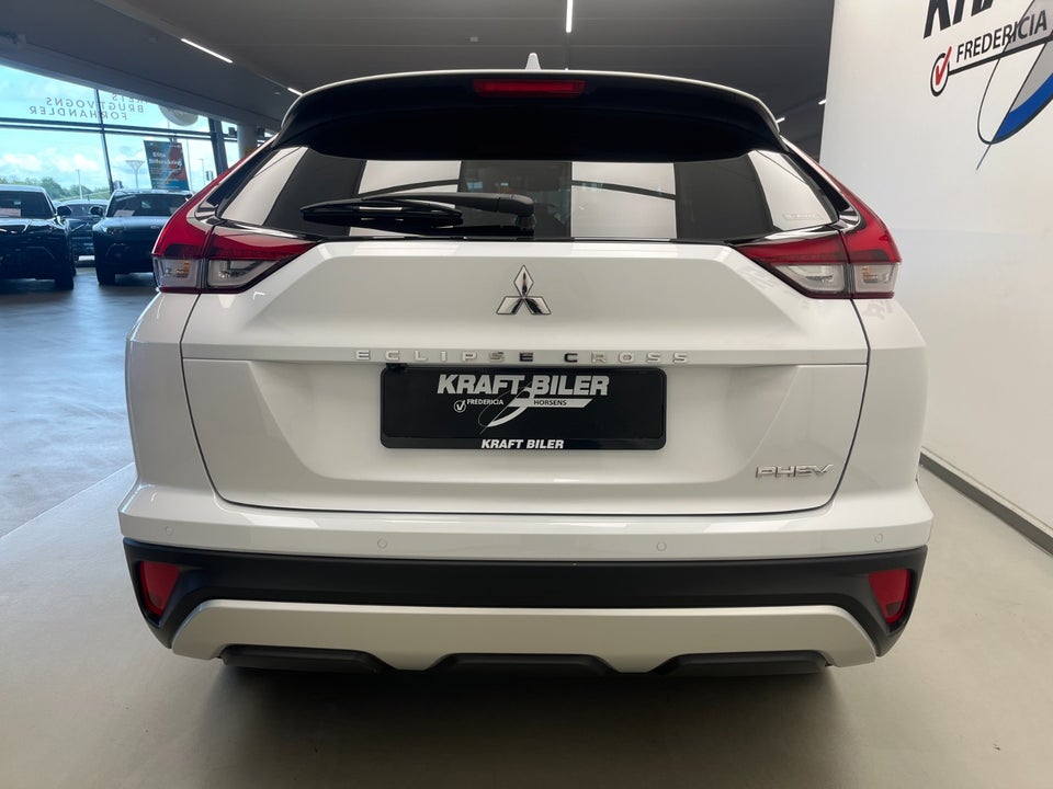 Mitsubishi Eclipse Cross 2,4 PHEV Limited CVT 4WD 5d