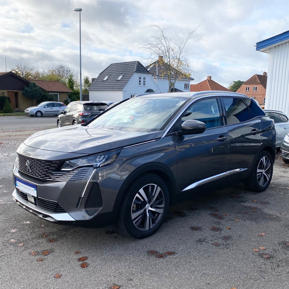 Peugeot 3008 1,6 Hybrid Allure Pack LTD EAT8 5d