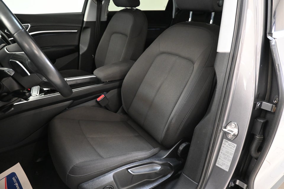 Audi e-tron 55 Prestige quattro 5d