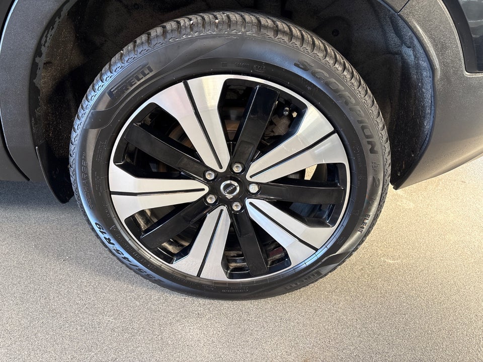 Volvo XC40 P6 ReCharge Plus 5d