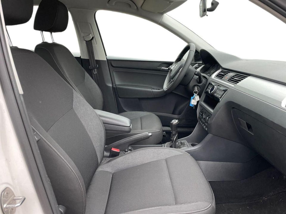 Skoda Rapid 1,2 TSi 90 Active 5d