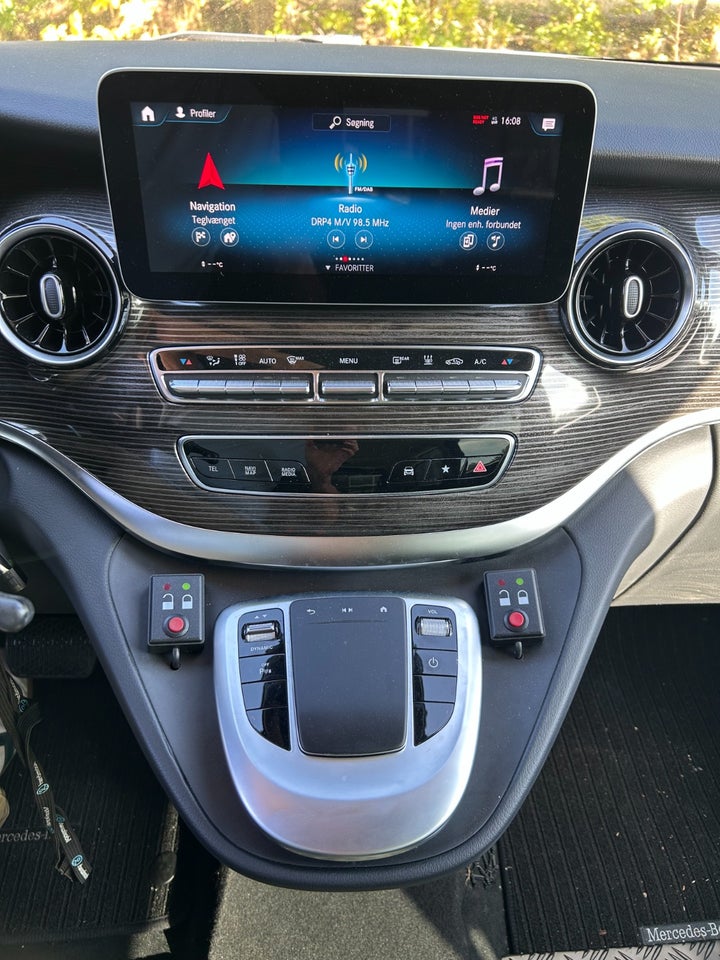 Mercedes EQV300 Avantgarde L