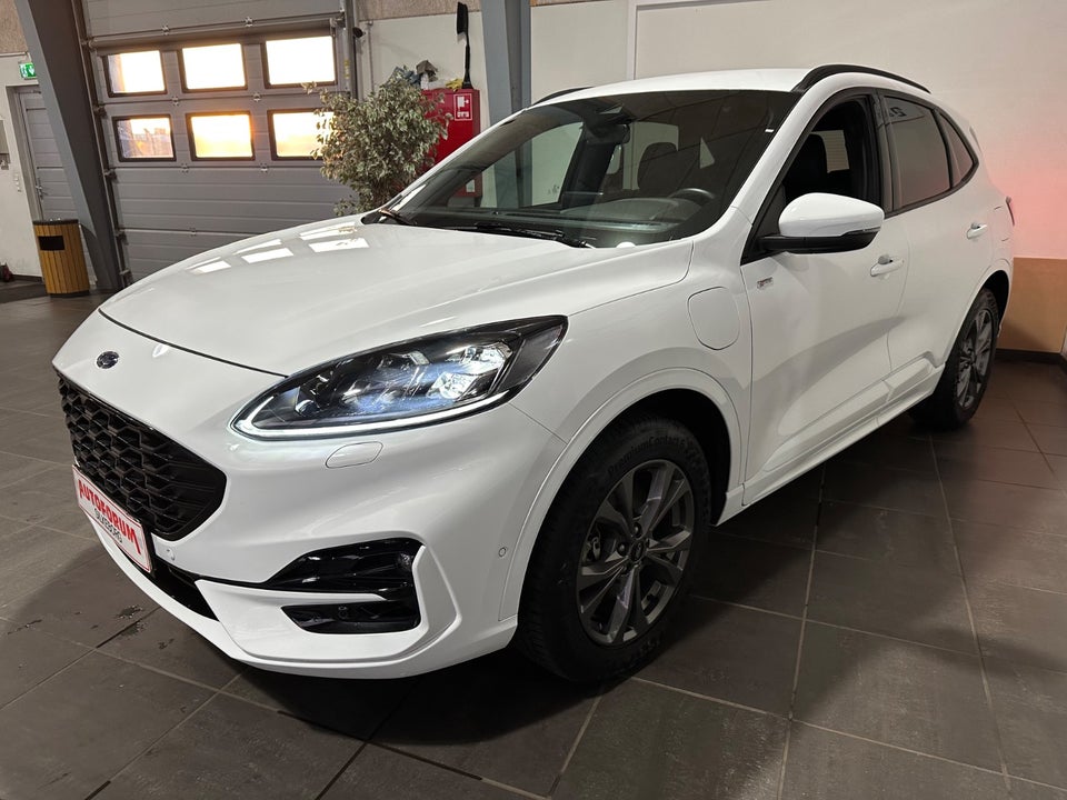 Ford Kuga 2,5 PHEV ST-Line X CVT 5d