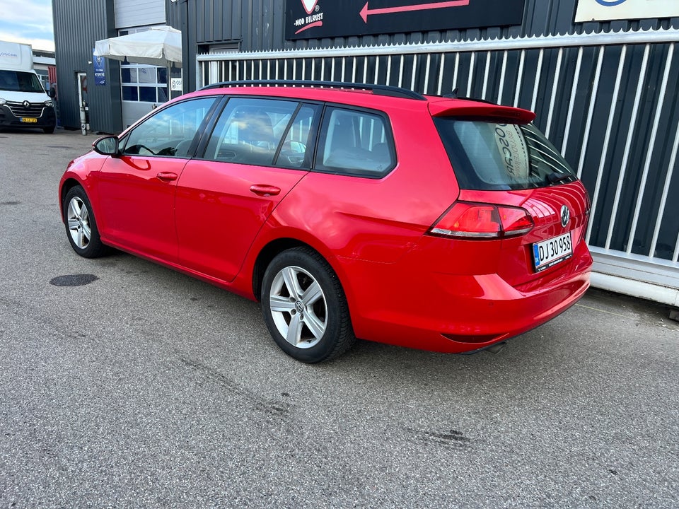 VW Golf VII 1,6 TDi 110 Comfortline Variant DSG BM 5d