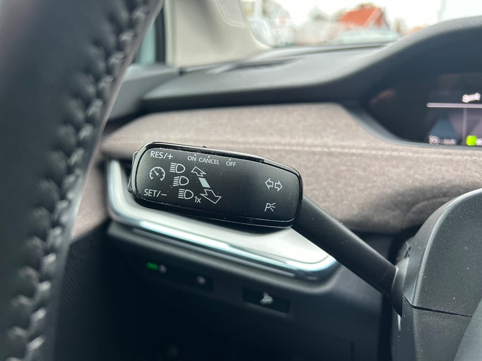 Skoda Enyaq 80 iV Lodge 5d