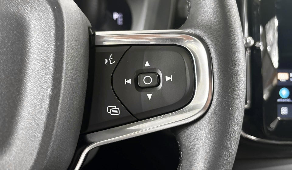Volvo EX40 Extended Range Core 5d