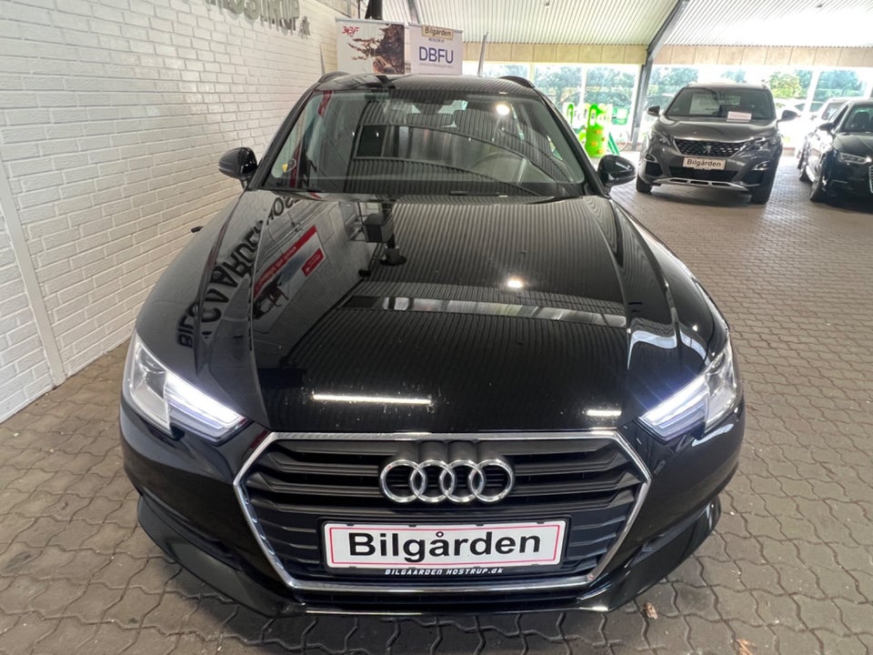 Audi A4 2,0 TDi 150 Avant S-tr. 5d