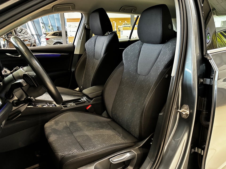 Skoda Octavia 1,4 TSi iV Plus Combi DSG 5d