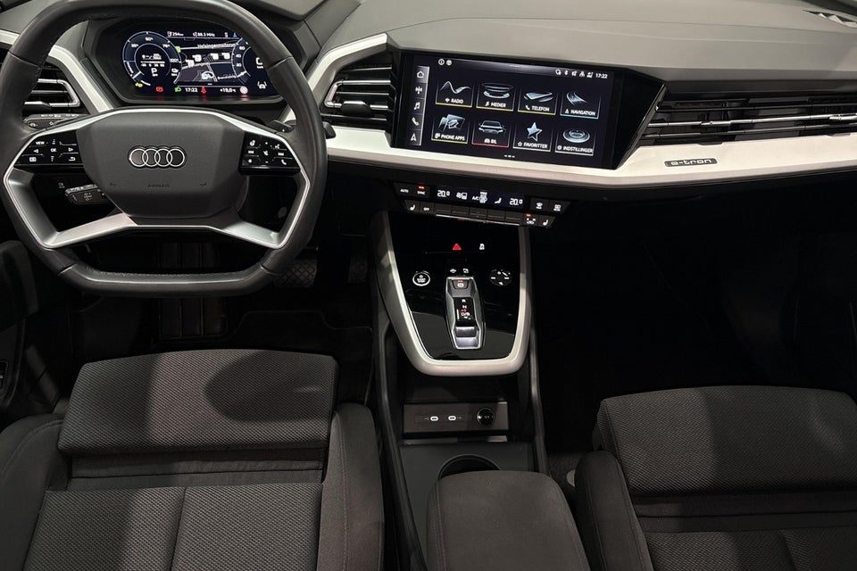 Audi Q4 e-tron 45 Progress 5d