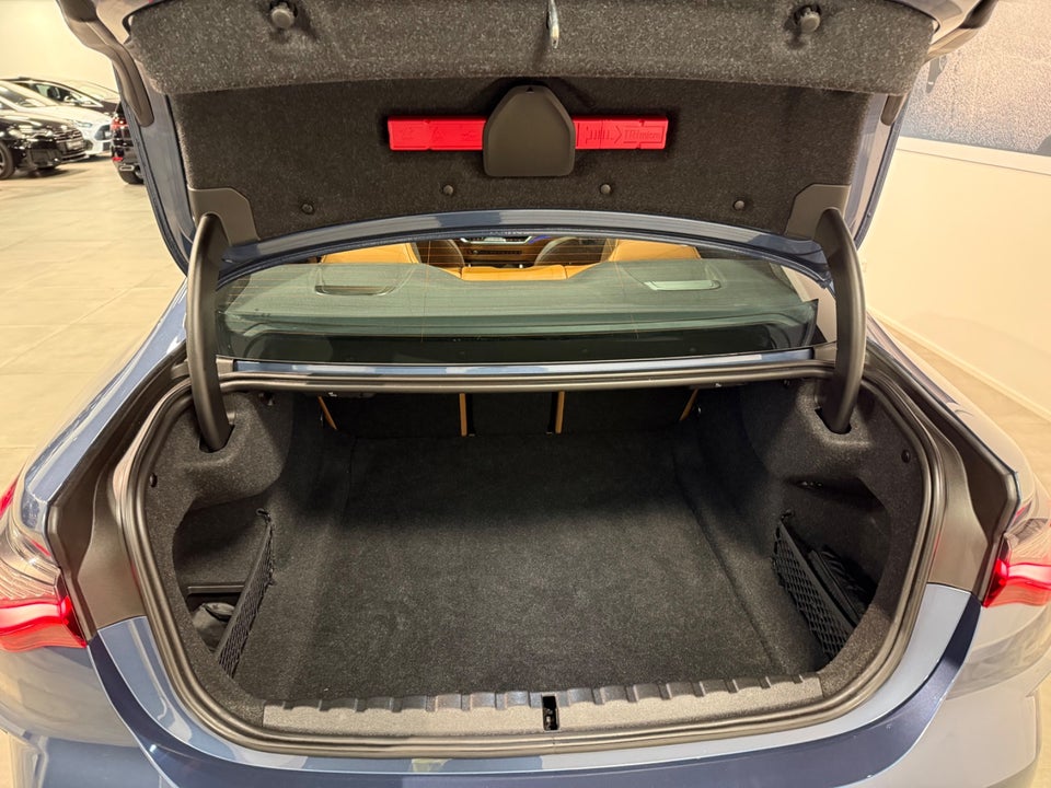 BMW 420i 2,0 Coupé M-Sport aut. 2d