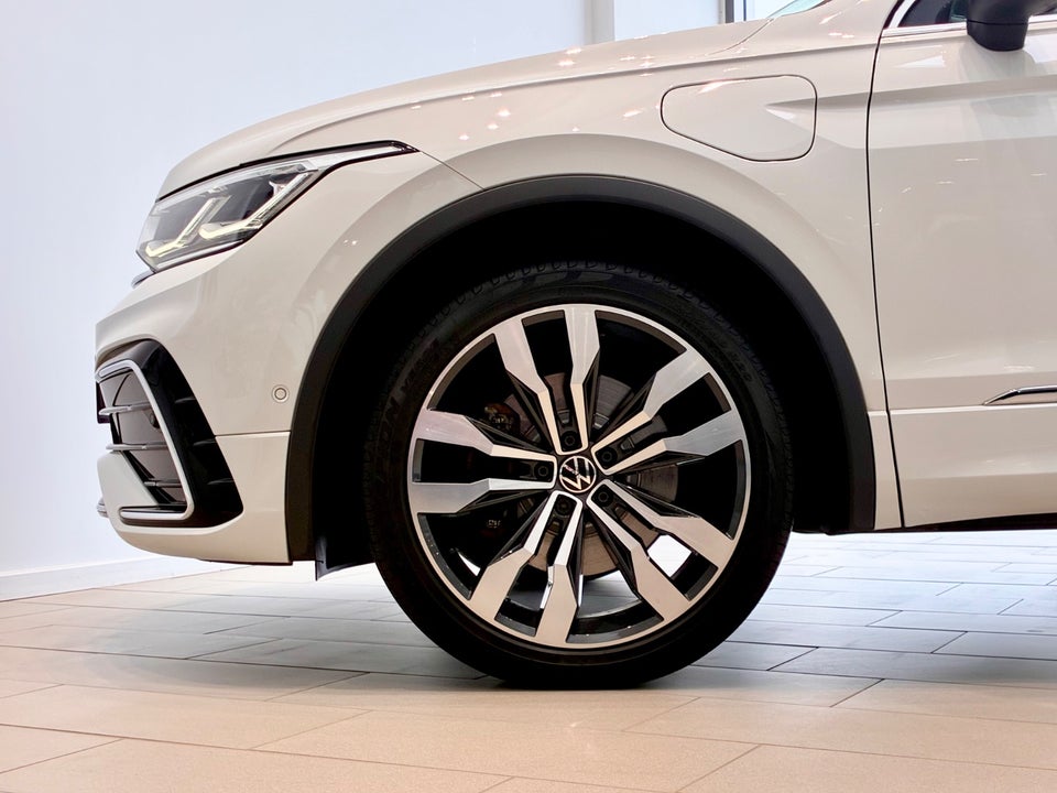 VW Tiguan 1,4 eHybrid R-line DSG 5d