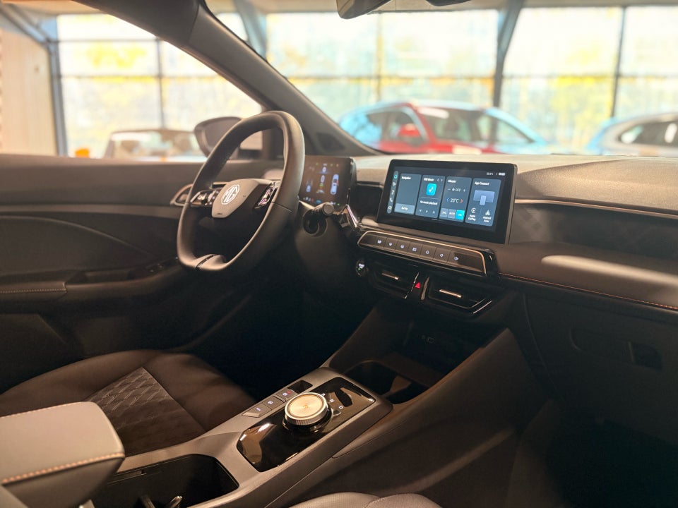 MG 3 1,5 Hybrid+ Luxury 5d