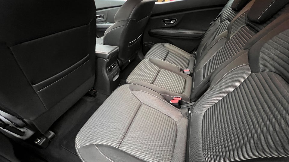 Renault Scenic IV 1,3 TCe 140 Zen EDC 5d