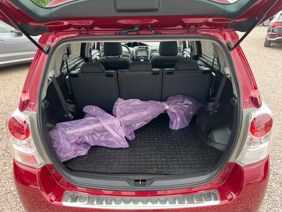 Toyota Verso 1,8 VVT-i T2 Premium MDS 7prs 5d