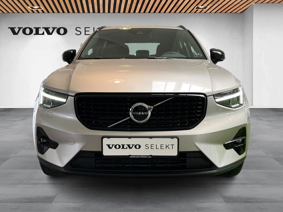 Volvo XC40 1,5 T5 ReCharge Plus Dark aut. 5d