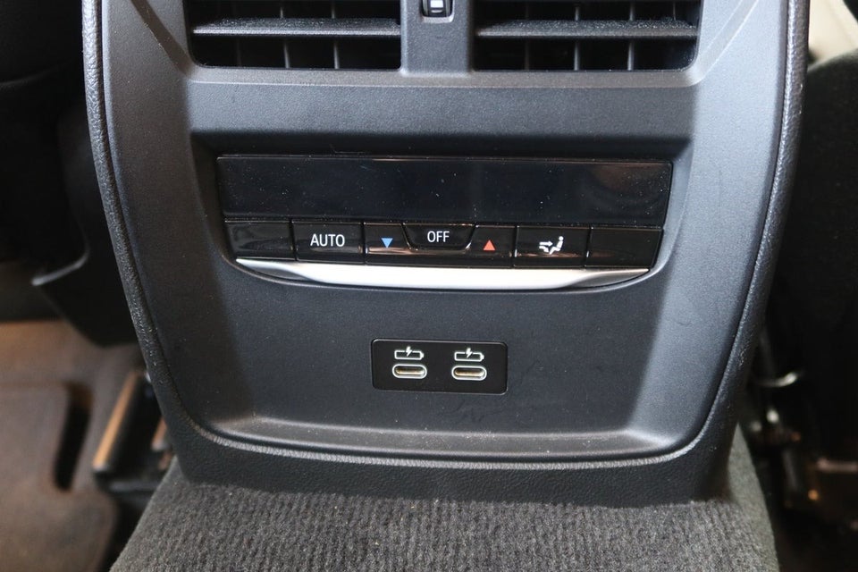 BMW 330e 2,0 Touring Sport Line aut. 5d