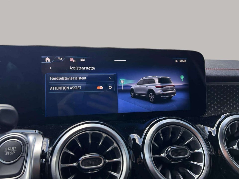Mercedes EQB250+ AMG Line 5d
