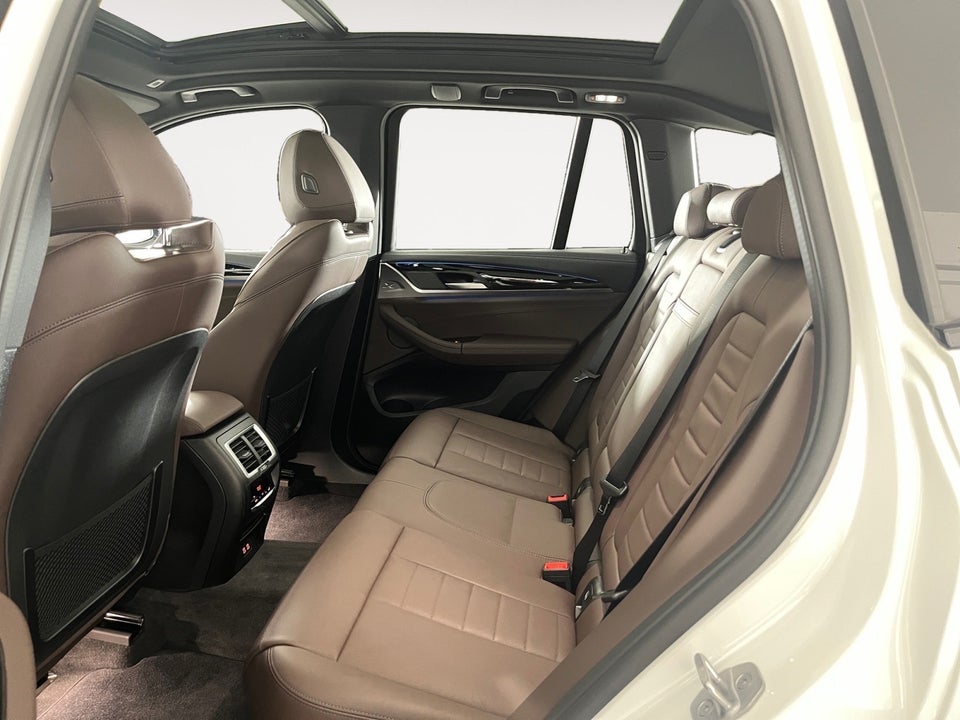 BMW iX3 Charged Plus 5d