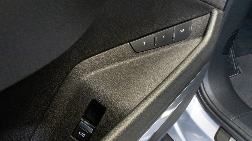 Audi e-tron 55 S-line quattro 5d