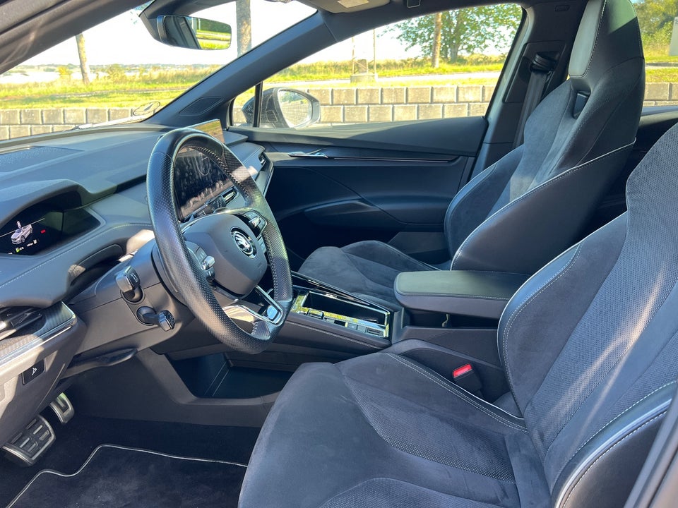 Skoda Enyaq 60 iV Sportline 5d