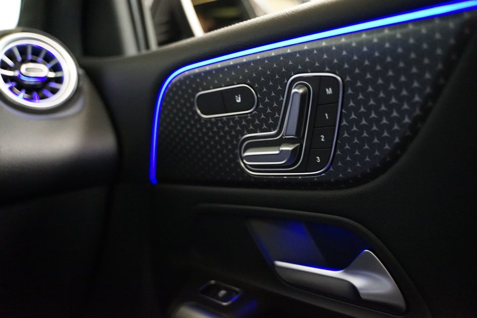 Mercedes EQB250+ AMG Line 5d