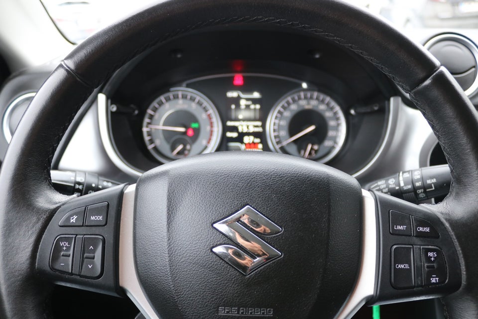 Suzuki Vitara 1,0 Boosterjet Active KUP 5d