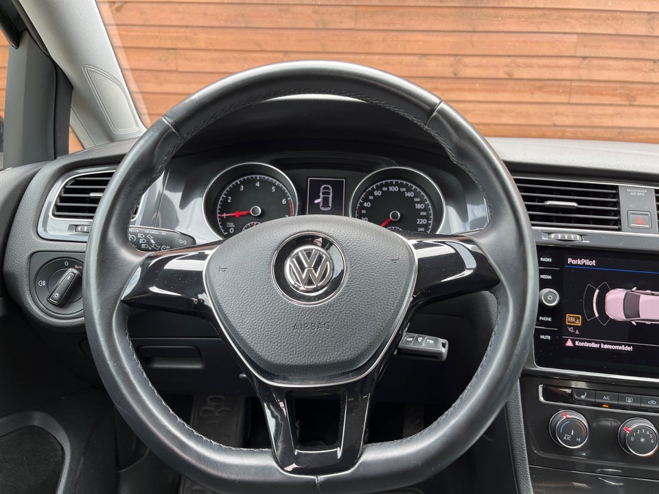 VW Golf VII 1,0 TSi 85 Trendline 5d