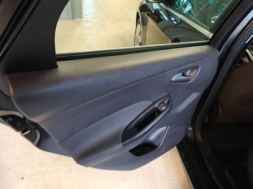 Ford Focus 1,0 SCTi 125 Titanium stc. ECO 5d