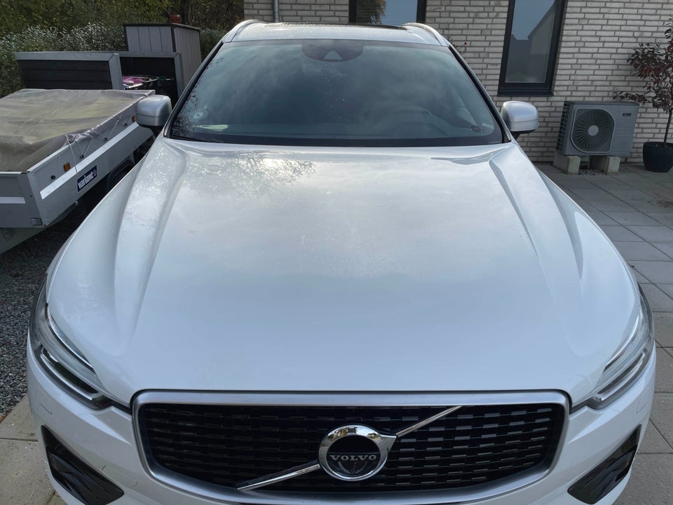 Volvo XC60 2,0 T6 310 R-Design aut. AWD 5d