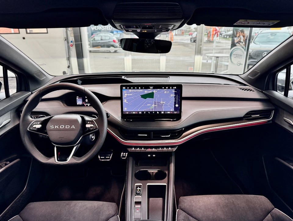Skoda Enyaq 85x iV Sportline Maxx 5d