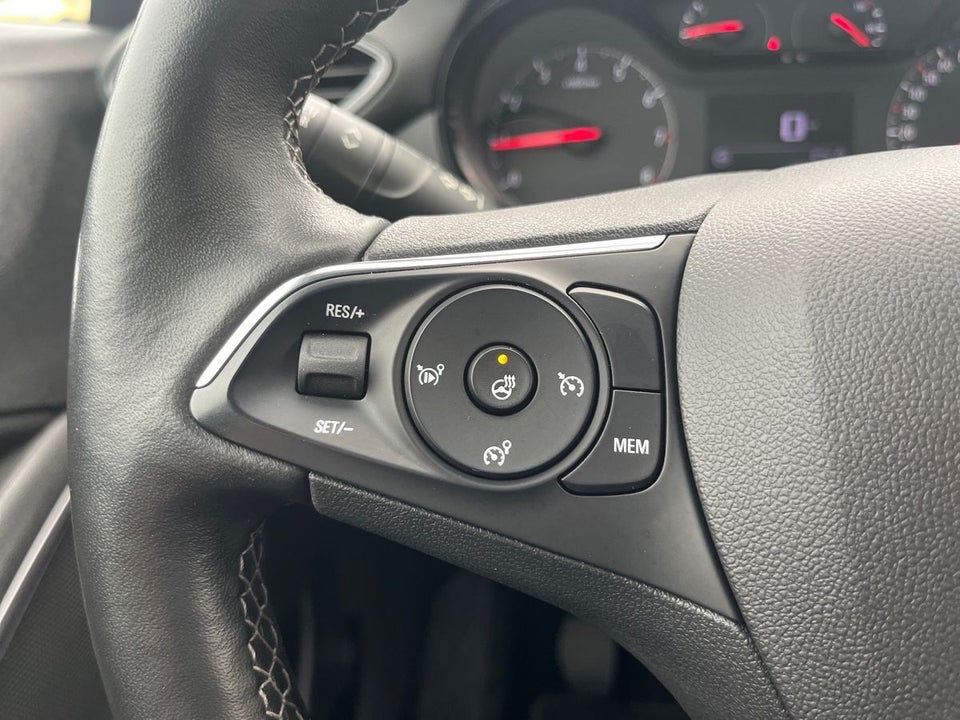 Opel Crossland X 1,2 Excite 5d