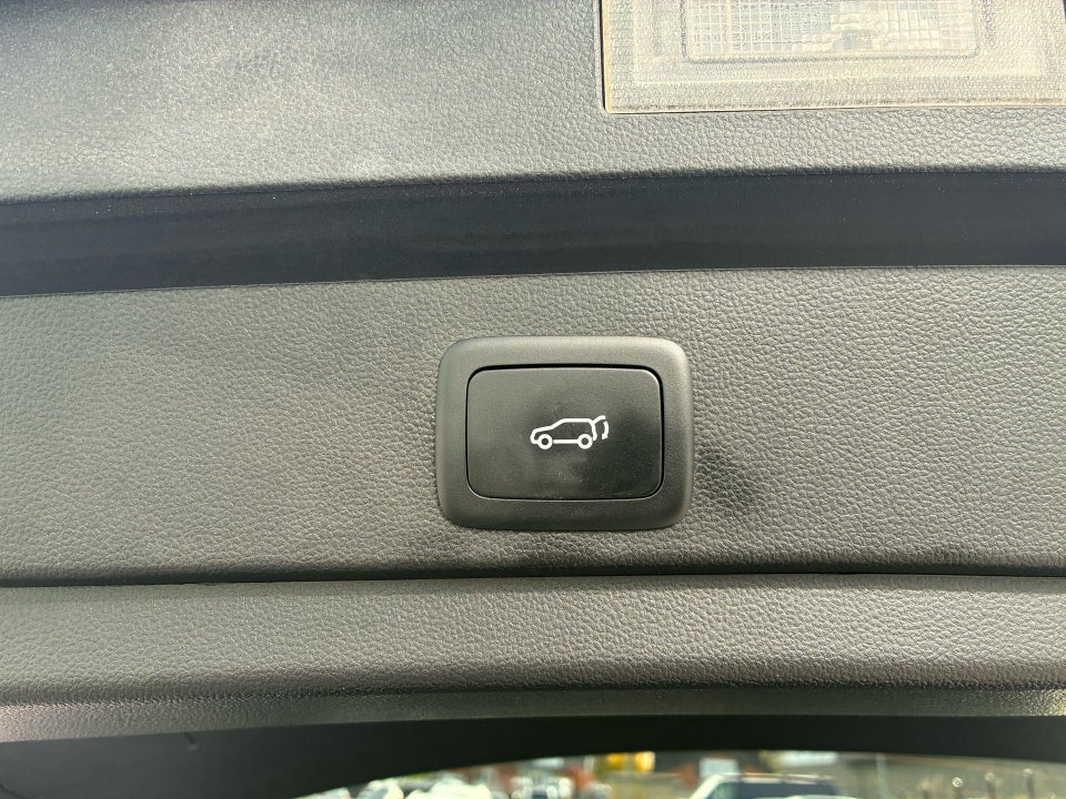 MG Marvel R Luxury 5d