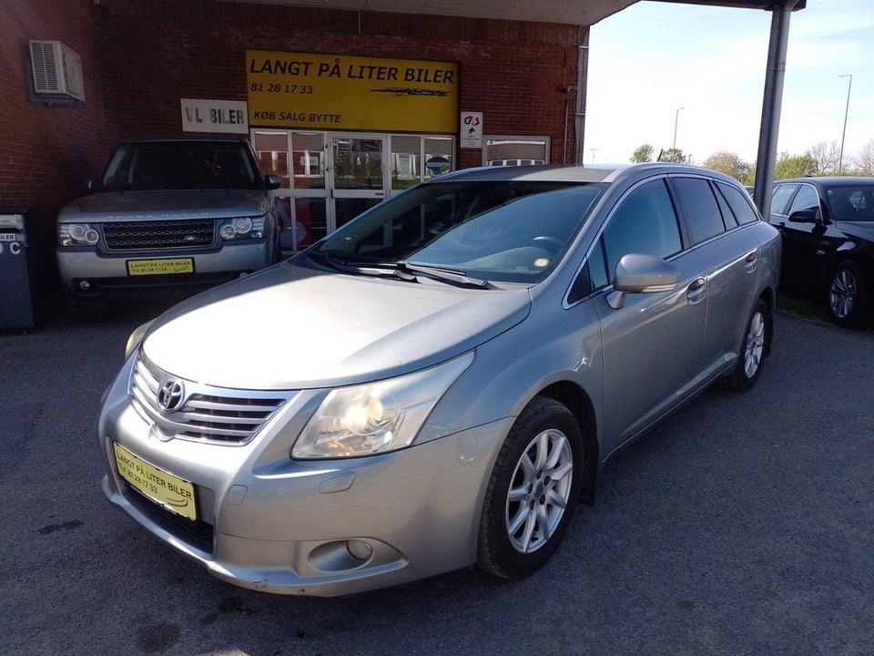 Toyota Avensis 2,0 D-4D T1 stc. 5d