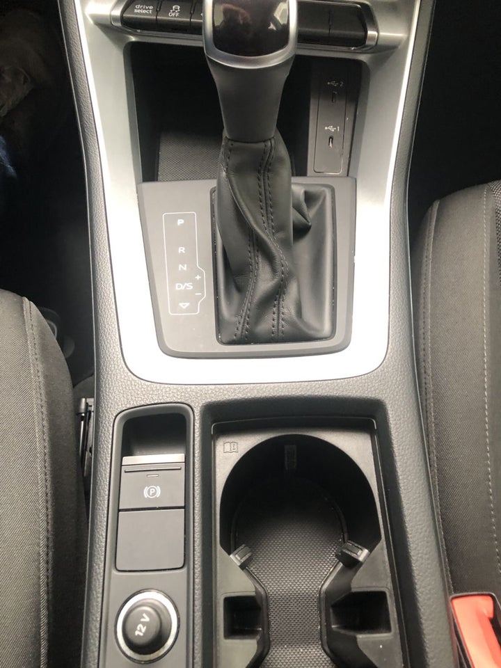 Audi Q3 45 TFSi e Attitude plus S-tr. 5d