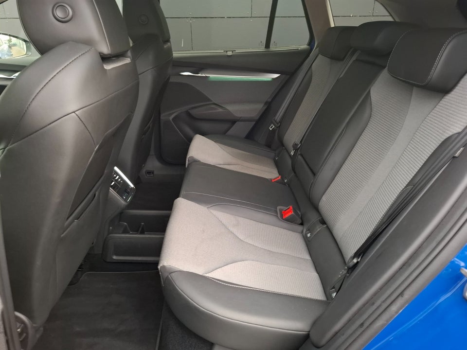 Skoda Enyaq 80 iV Loft 5d