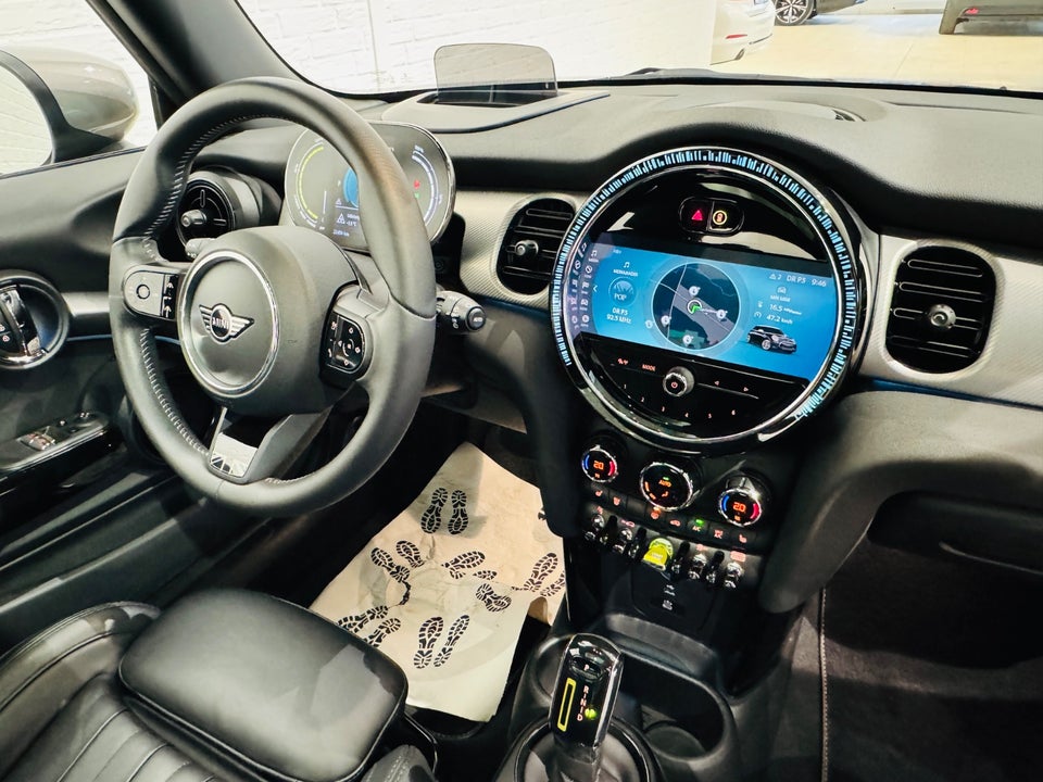 MINI Cooper SE Yours Trim 3d