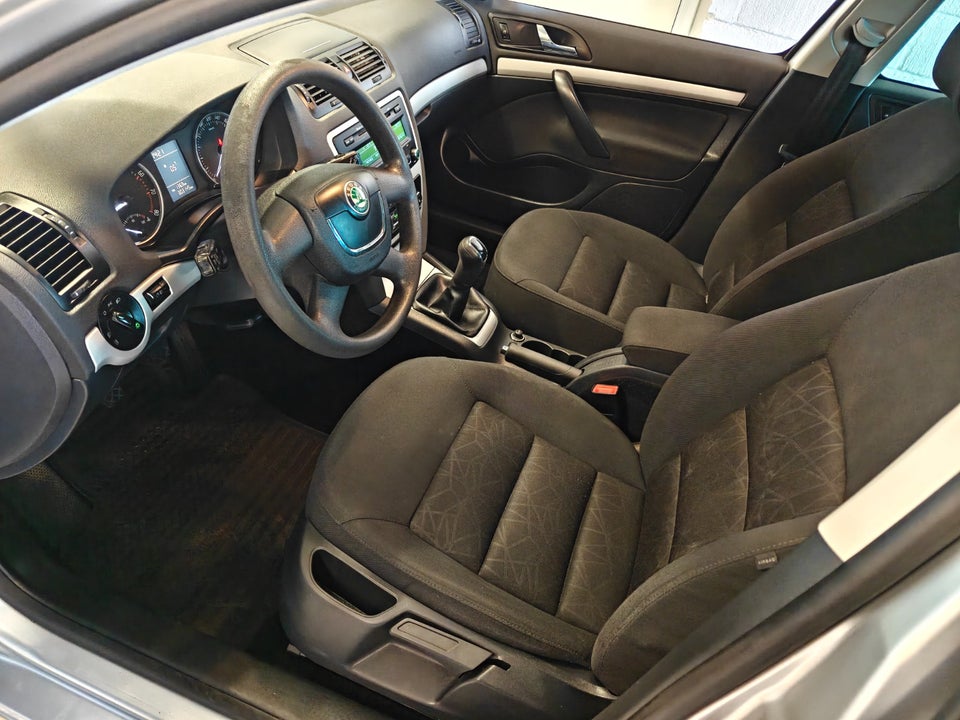 Skoda Octavia 1,2 TSi 105 Elegance Combi 5d