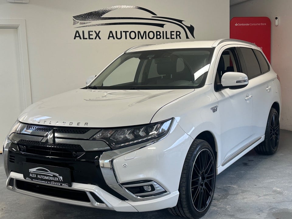 Mitsubishi Outlander 2,4 PHEV Intense CVT 4WD 5d