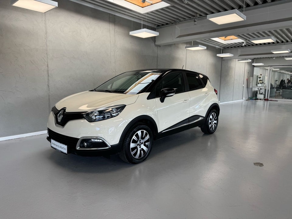 Renault Captur 0,9 TCe 90 Expression Navi Style 5d
