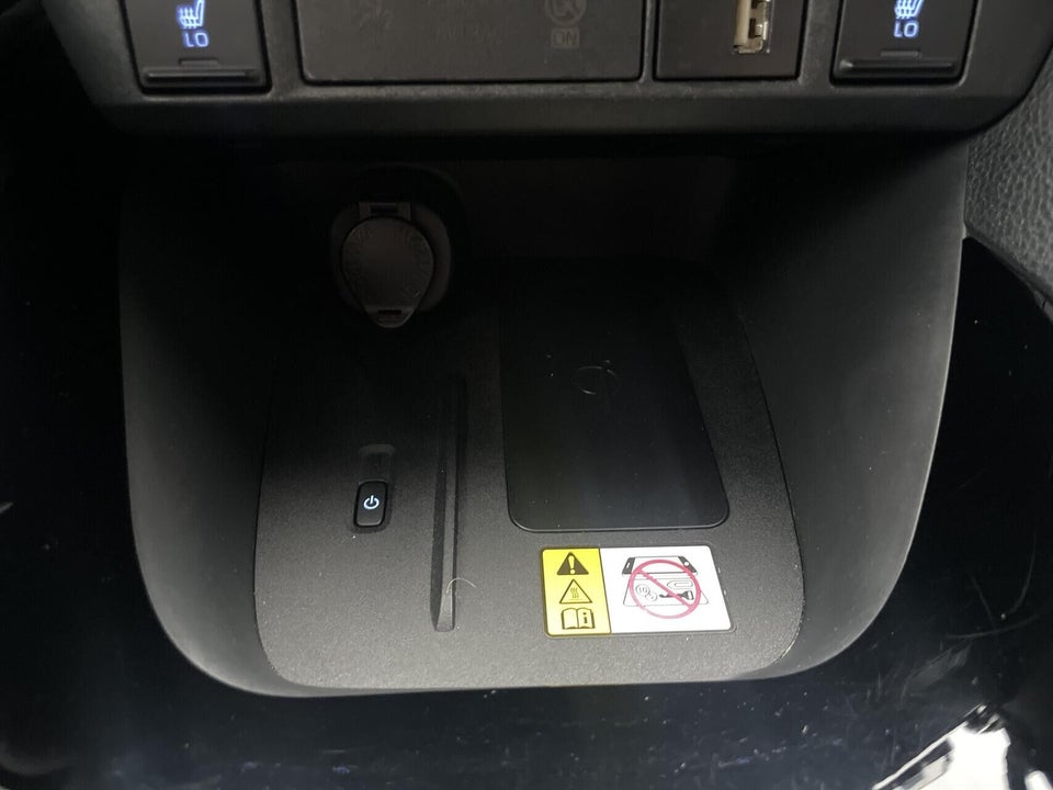 Toyota Yaris 1,5 Hybrid H3 Style e-CVT 5d