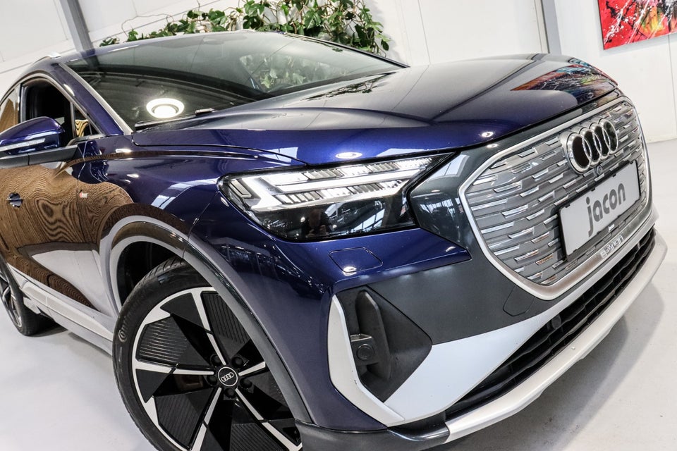 Audi Q4 e-tron 40 S-line 5d