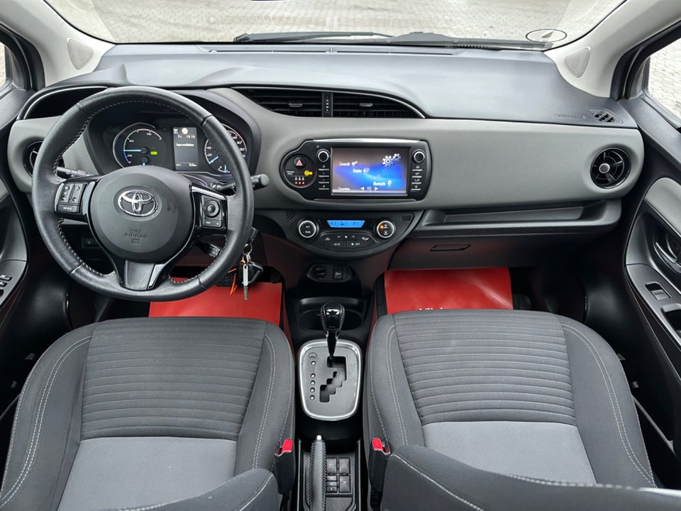 Toyota Yaris 1,5 Hybrid H3 Limited e-CVT 5d