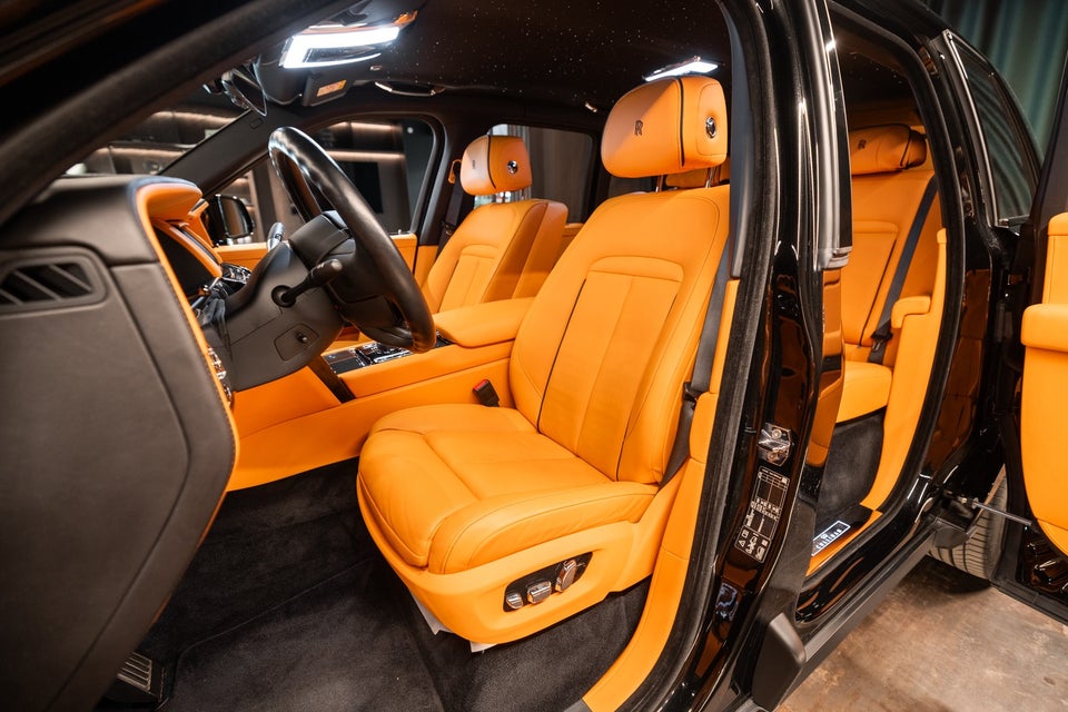 Rolls-Royce Cullinan 6,7 Black Badge aut. 5d