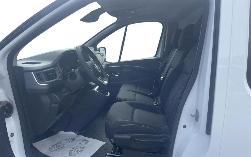 Nissan Primastar 2,0 dCi 150 L2H1 Tekna DCT Van