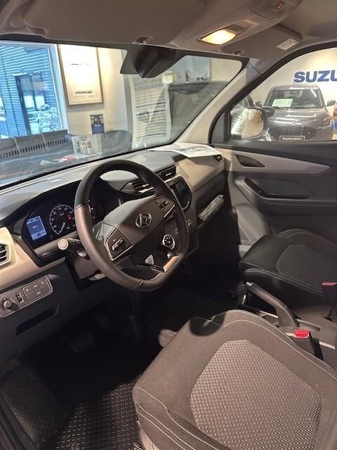 Maxus e-Deliver 3 52 Cargo Van LWB